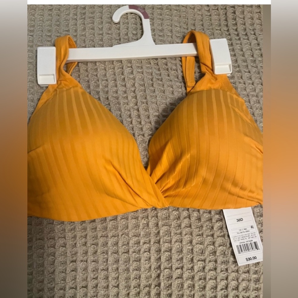 NWT, Shade & Shore Women’s Swim Top, Size 38D